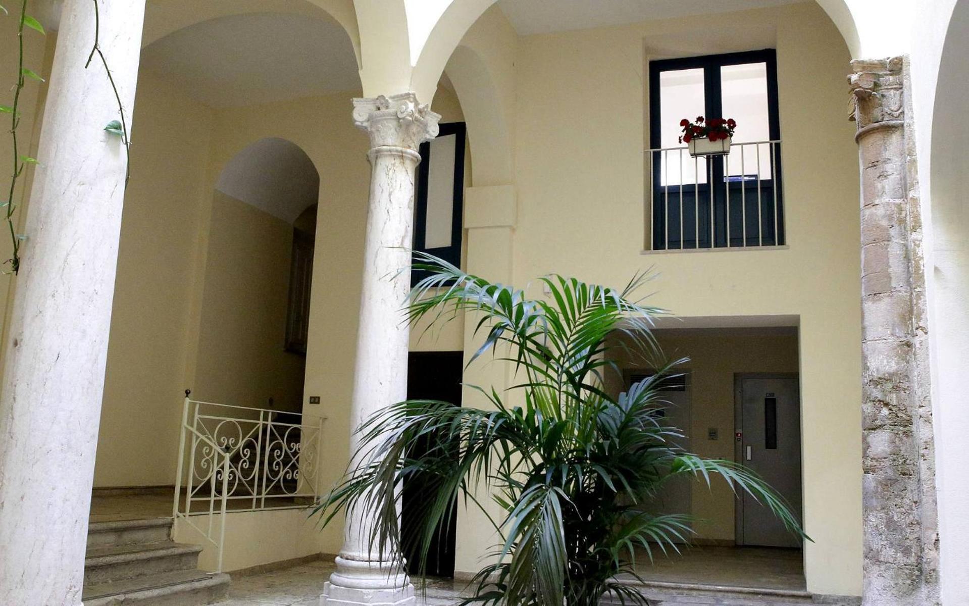 Appartamento Alla Corte Dei Misteri 特拉帕尼 外观 照片